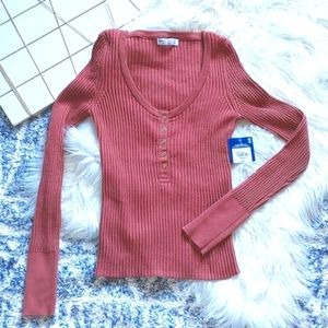 NWT Rose Ribbed Button Top Tee Arizona Jeans Co